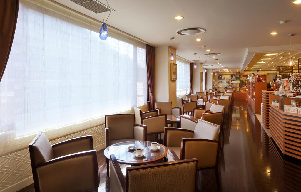 Hotel Asaya Nikko Esterno foto The interior of the lounge